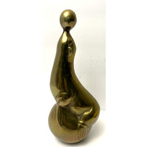 Vintage Brass Circus Seal on Ball 7.75 inches tall Figurine Statue